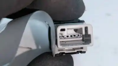 Peça sobressalente para automóvel em segunda mão trocar por toyota corolla (e21) hybrid style referências oem iam   