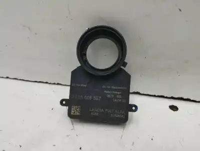 Pièce détachée automobile d'occasion CAPTEUR D'ANGLE DE BRAQUAGE pour OPEL COMBO D  Références OEM IAM 0265005557  