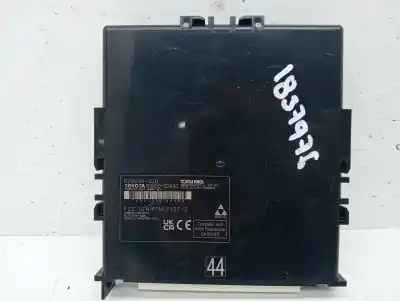 Peça sobressalente para automóvel em segunda mão módulo eletrônico por toyota yaris (xp21) hybrid style referências oem iam 899900d440