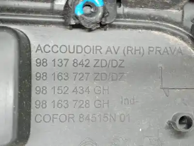 Peça sobressalente para automóvel em segunda mão moldagem por citroen c3 live referências oem iam 98137842  