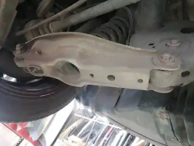 Peça sobressalente para automóvel em segunda mão braço de suspensão traseiro inferior direito por bmw serie 1 berlina (e81/e87) 120d referências oem iam 