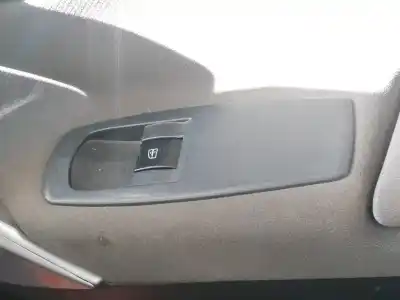 Peça sobressalente para automóvel em segunda mão botão / interruptor elevador vidro dianteiro direito por renault koleos 2.0 dci diesel fap referências oem iam 80960jy50a