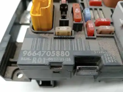 Автозапчасти б/у блок реле/предохранителей за citroen c4 picasso 1.8 ссылки oem iam 9664705880  