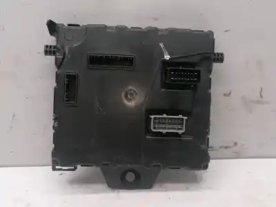 Pezzo di ricambio per auto di seconda mano modulo elettronico per renault master kasten l1h2 hka 3.5t riferimenti oem iam 284b17791r