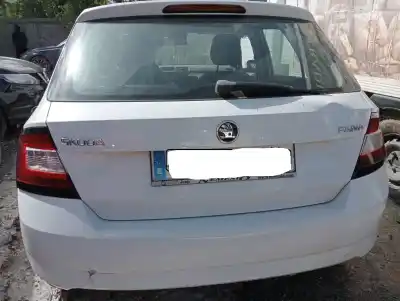 İkinci el araba yedek parçası bagaj kapagi için SKODA FABIA  OEM IAM referansları 6V6827025H  