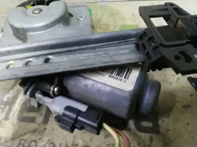 Second-hand car spare part passenger side right window regulator for citroen c3 1.4 oem iam references 966015  