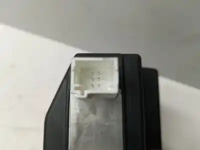 Recambio de automóvil de segunda mano de modulo electronico para citroen c4 iii (c41)  referencias oem iam 9831615780  