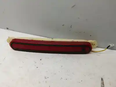 Peça sobressalente para automóvel em segunda mão farolim de travão central por mazda 6 lim. (gh) 2.0 crtd 140cv active referências oem iam gs1f51580