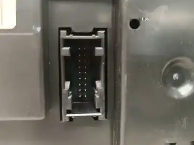 Peça sobressalente para automóvel em segunda mão quadrante por bmw serie 3 touring (e91) 320d referências oem iam 912260201  