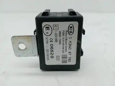 Pezzo di ricambio per auto di seconda mano Modulo Elettronico per KIA CARENS 2.0 CRDi EX Monovolumen Riferimenti OEM IAM 97R1000008  