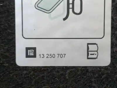 Peça sobressalente para automóvel em segunda mão chapeleira por opel corsa d cosmo referências oem iam 13250707  