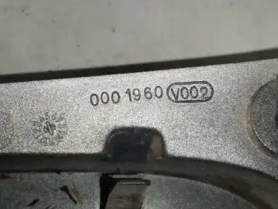 Second-hand car spare part right tailgate light for smart coupe 0.6 turbo cat oem iam references 0001960v002 253032r 253042r