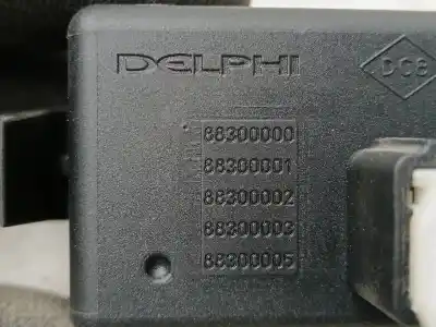 Second-hand car spare part hazard warning lights for renault clio iii dynamique oem iam references 8200214896a  