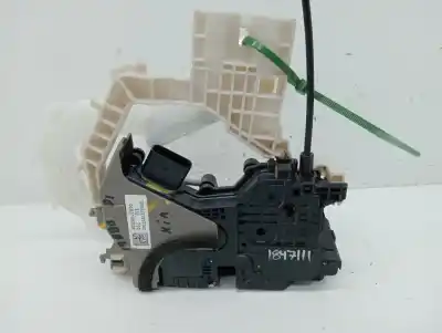 Second-hand car spare part left front door lock for kia ceed concept oem iam references 813101j7010  