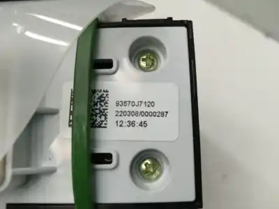 Second-hand car spare part left front power window switch for kia ceed concept oem iam references 93570j7120  