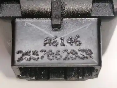 Pezzo di ricambio per auto di seconda mano controllo specchio per renault captur dynamique riferimenti oem iam 255706283r  