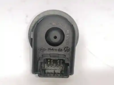 Pezzo di ricambio per auto di seconda mano controllo specchio per renault captur dynamique riferimenti oem iam 255706283r  