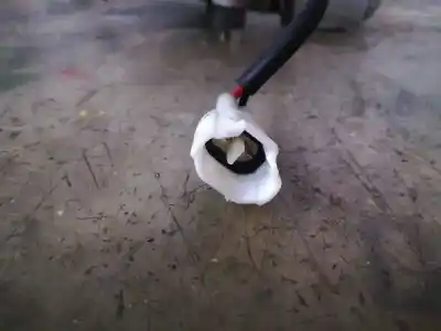 Second-hand car spare part right front power window switch for opel agila 1.2 16v cat (z 12 xe / lw4) oem iam references   