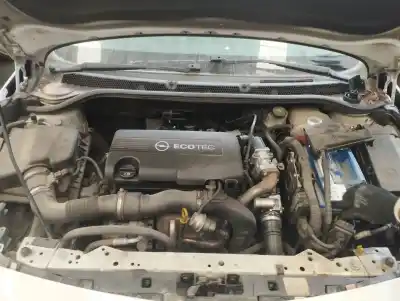 Pièce détachée automobile d'occasion MOTEUR COMPLET pour OPEL ASTRA J LIM.  Références OEM IAM A17DTJ  