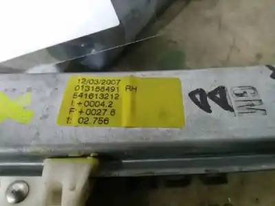 Автозапчасти б/у регулятор стекла переднего правого за opel corsa d 1.3 16v cdti cat (z 13 dth / l4i) ссылки oem iam 013188491 541613212 