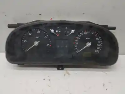 Second-hand car spare part DASHBOARD for RENAULT LAGUNA II (BG0) Authentique OEM IAM references 8200399758  