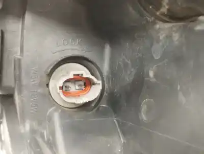 Peça sobressalente para automóvel em segunda mão farol / farolim direito por ssangyong korando 2.0 td cat referências oem iam    Peça sobressalente para automóvel em segunda mão farol / farolim direito por ssangyong korando 2.0 td cat referências oem iam