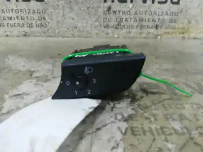 Автозапчасти б/у переключатель регулировки высоты фар за audi a4 avant (8e) 1.9 tdi ссылки oem iam 8e1919094