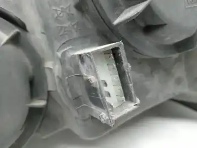 Second-hand car spare part right headlight for opel combo tour cosmo oem iam references 13195924  