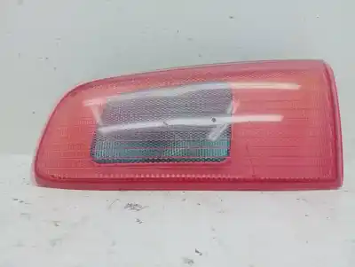 Peça sobressalente para automóvel em segunda mão farolim interior traseiro direito por mazda 2 berlina (dy) 1.2 active (55kw) referências oem iam 3m7113547af