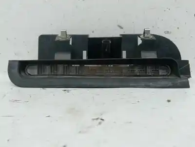 Second-hand car spare part central brake light for opel combo familiar oem iam references 09179553