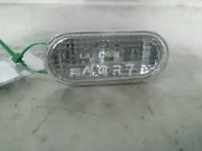 Автозапчасти б/у ПРАВАЯ БОКОВАЯ ФОНАРЬ за SEAT LEON (1M1)  ссылки OEM IAM 1J5949117A  