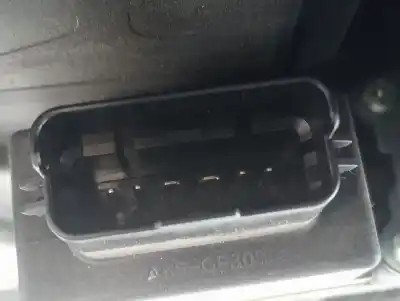 Second-hand car spare part passenger side right window regulator for kia cee´d 1.6 crdi cat oem iam references 82460a2710 82480a2611 001100621970