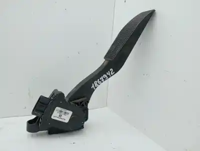 Second-hand car spare part accelerator pedal for opel meriva enjoy oem iam references 13362749