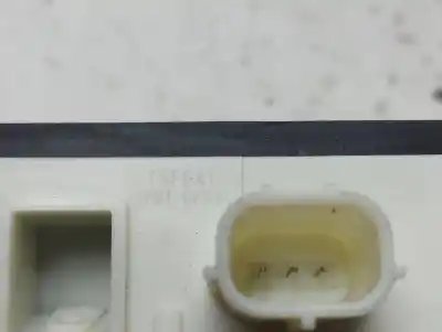 Second-hand car spare part tailgate back door handle for toyota corolla (e21) hybrid active oem iam references 15f641  