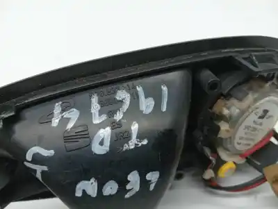 Автозапчасти б/у внутренняя задняя правая ручка за seat leon (1p1) reference ссылки oem iam 5p0837114   Автозапчасти б/у внутренняя задняя правая ручка за seat leon (1p1) reference ссылки oem iam 5p0837114