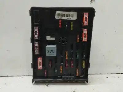 Peça sobressalente para automóvel em segunda mão caixa de fusíveis e relés por volkswagen passat variant (365) exclusive bluemotion referências oem iam 3c0937125