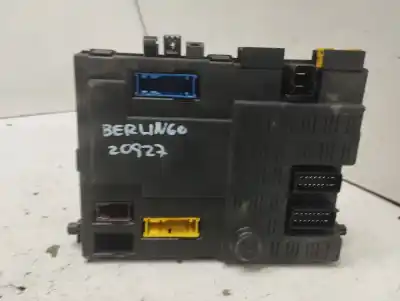 Peça sobressalente para automóvel em segunda mão caixa de fusíveis e relés por citroen berlingo 1.9 d multispace referências oem iam 9642409880