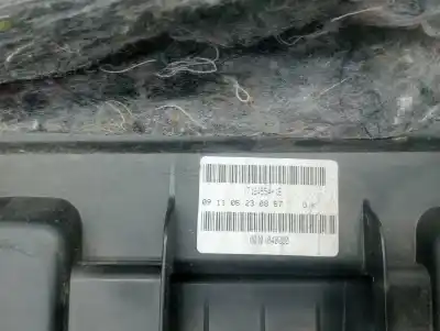 Peça sobressalente para automóvel em segunda mão porta luvas por bmw serie 1 berlina (e81/e87) 2.0 16v referências oem iam 712455416  