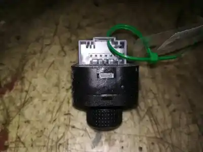 Pezzo di ricambio per auto di seconda mano controllo specchio per seat leon (1p1) reference riferimenti oem iam 5p0959565   Pezzo di ricambio per auto di seconda mano controllo specchio per seat leon (1p1) reference riferimenti oem iam 5p0959565