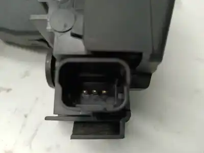 Автозапчастина б/у замок багажника / ворот для citroen c4 picasso feel посилання на oem iam 9804762080  