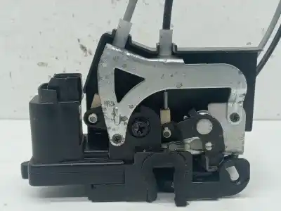 Pièce détachée automobile d'occasion serrure de porte avant gauche pour ssangyong kyron 200 xdi limited références oem iam a045035  