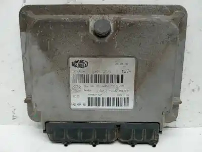 Peça sobressalente para automóvel em segunda mão Centralina De Motor Uce por FIAT PANDA (169) 1.2 8V Dynamic Referências OEM IAM 51793116  