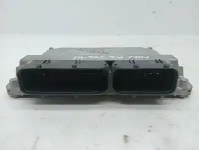 Peça sobressalente para automóvel em segunda mão centralina de motor uce por audi a3 (8p) 1.6 102 cv / 75 kw referências oem iam 06a906033ds  