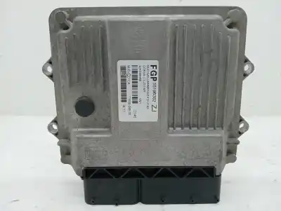 Pezzo di ricambio per auto di seconda mano Centralina Motore per OPEL CORSA C Cosmo Riferimenti OEM IAM 55196352  