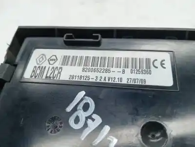 Peça sobressalente para automóvel em segunda mão módulo eletrônico por renault clio iii business referências oem iam 8200652285  