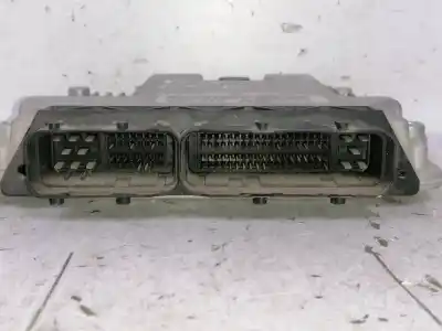 Peça sobressalente para automóvel em segunda mão centralina de motor uce por toyota corolla (_e12_) 1.4 d (nde120_) referências oem iam 8966102a90  0281011733