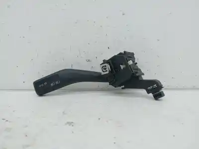 Peça sobressalente para automóvel em segunda mão comutador de piscas  por audi a3 (8p) 1.6 102 cv / 75 kw referências oem iam 1k0953513