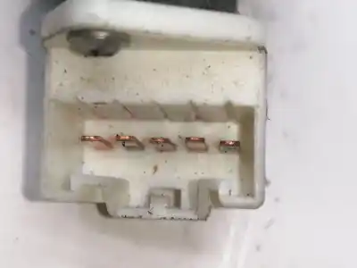 Second-hand car spare part left front power window switch for mg streetwise 2.0 idt cat oem iam references yuf101580  