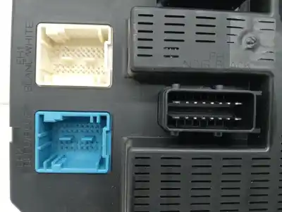 Second-hand car spare part fuse box unit for citroen c3 1.1 collection oem iam references 9664156780  