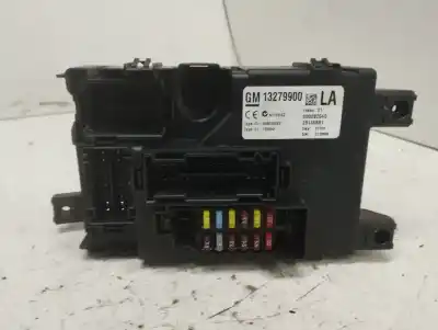 Peça sobressalente para automóvel em segunda mão  por OPEL CORSA D  Referências OEM IAM 13279900  